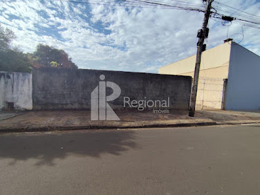 Terreno em Jardim Kenedy  -  Jaboticabal