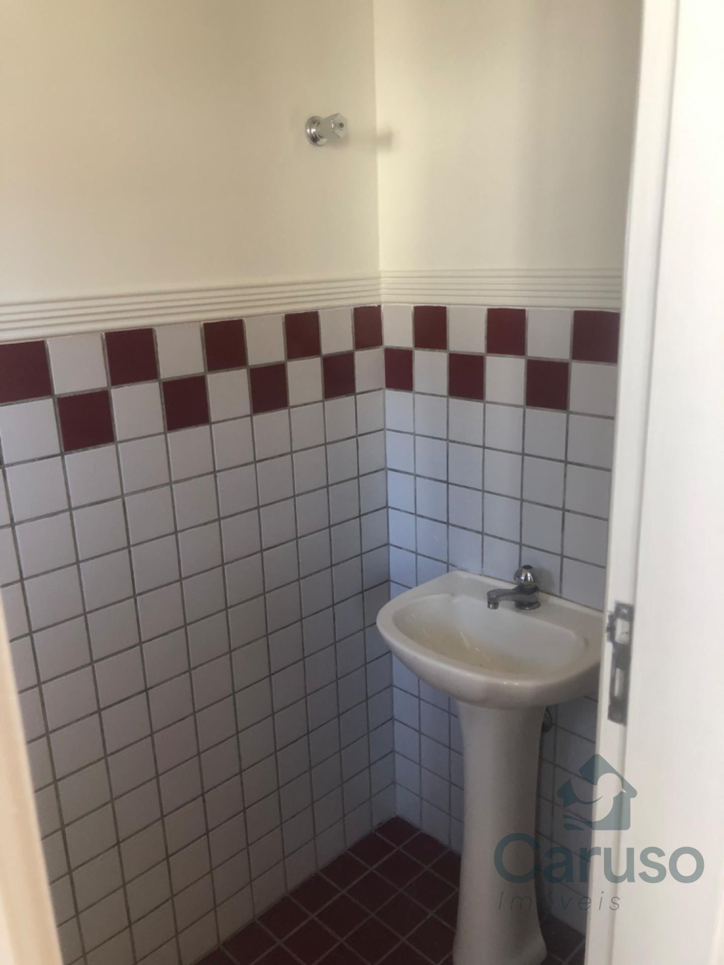 Comercial para alugar com 3 banheiros e 100m² no Jardim Vitoria, Arujá (SP) — foto 5 de 13