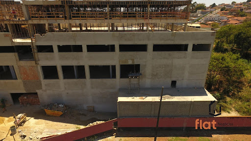 Flat à Venda no bairro Nossa Sra de Lourdes, Pará de Minas, 20m², 1 Quarto