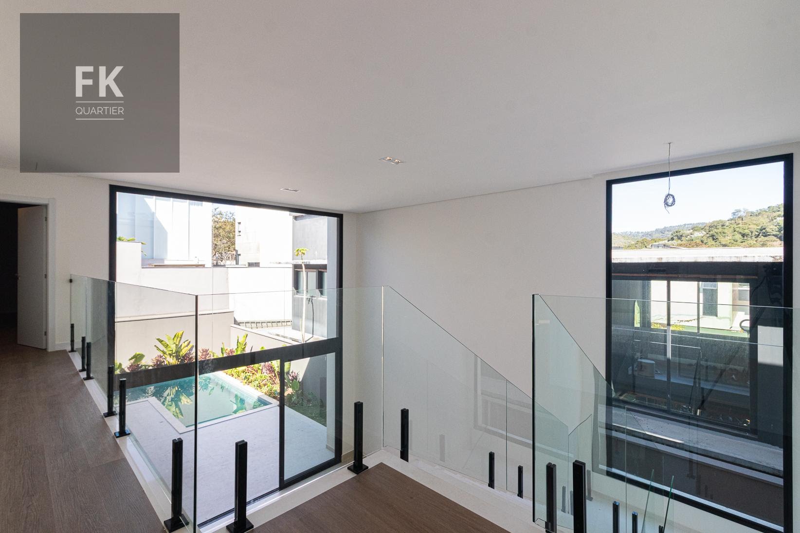 Casa à venda com 4 quartos, 4 suítes e 334m² no Alphaville, Santana de Parnaíba (SP) — foto 16 de 30