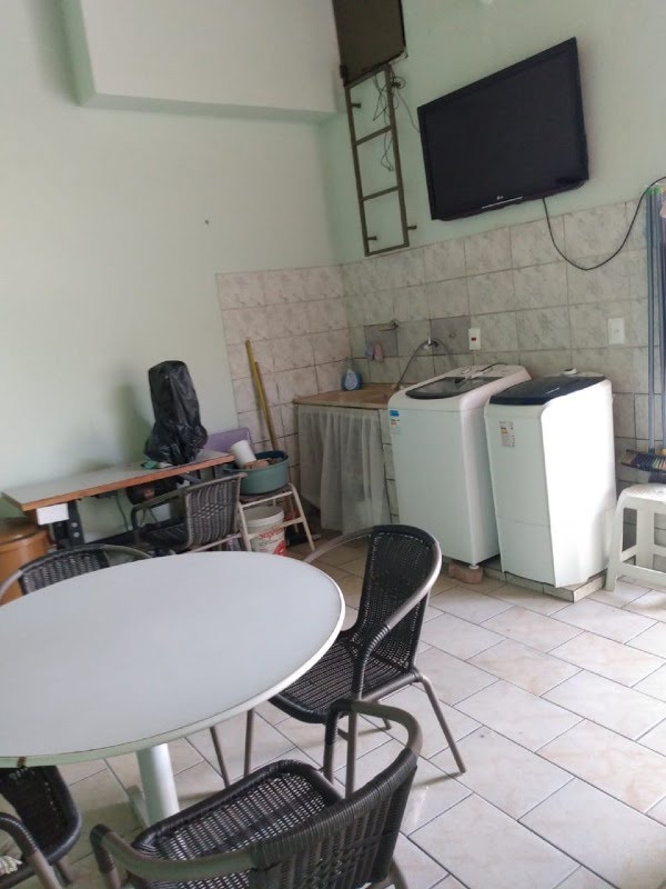 Casa à venda com 3 quartos, 1 suíte, 4 vagas e 240m² no São João Batista, Belo Horizonte (MG) — foto 6 de 13