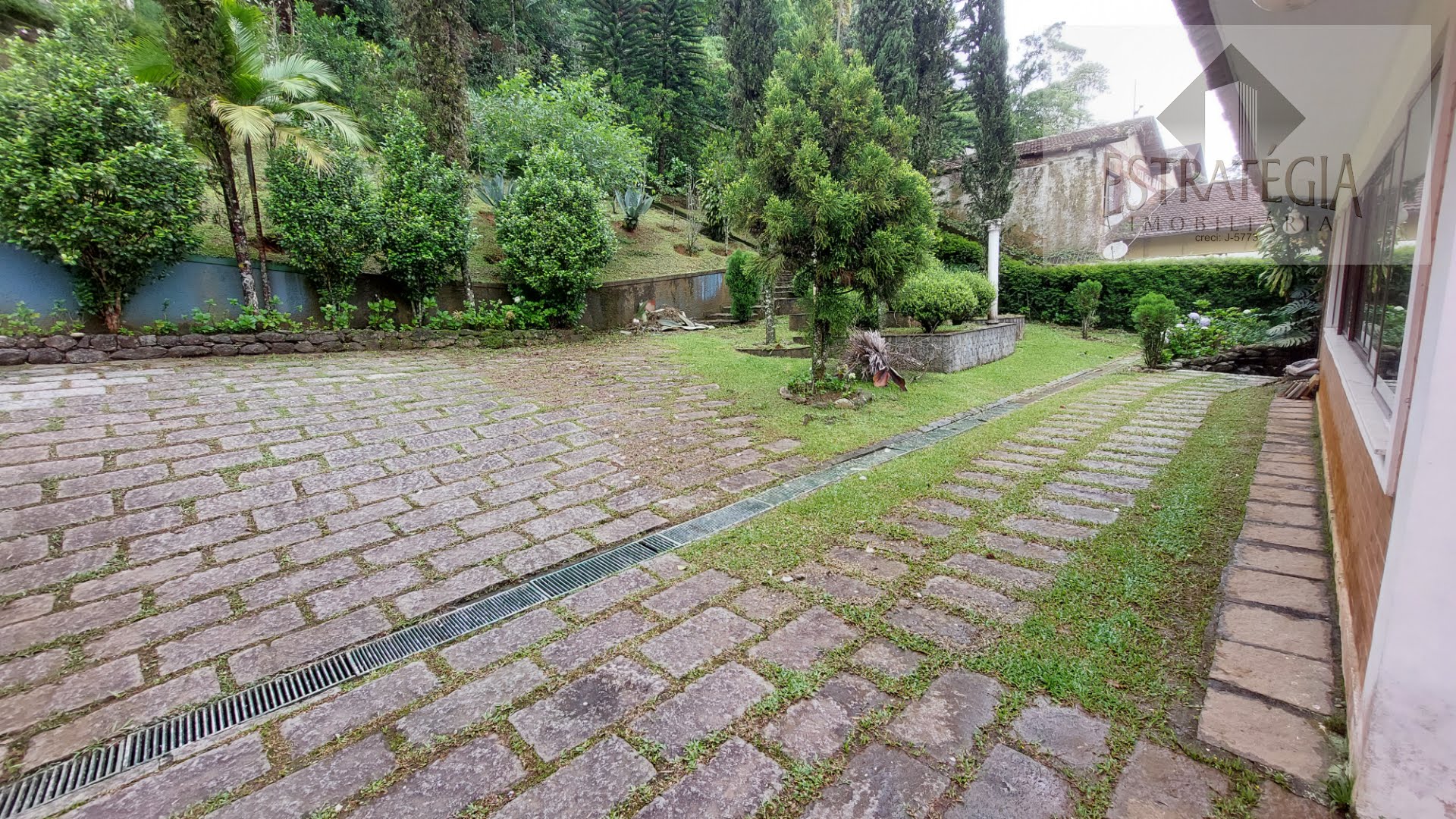Casa à venda com 4 quartos, 4 suítes, 5 vagas e 1000m² no Quitandinha, Petrópolis (RJ) — foto 9 de 30