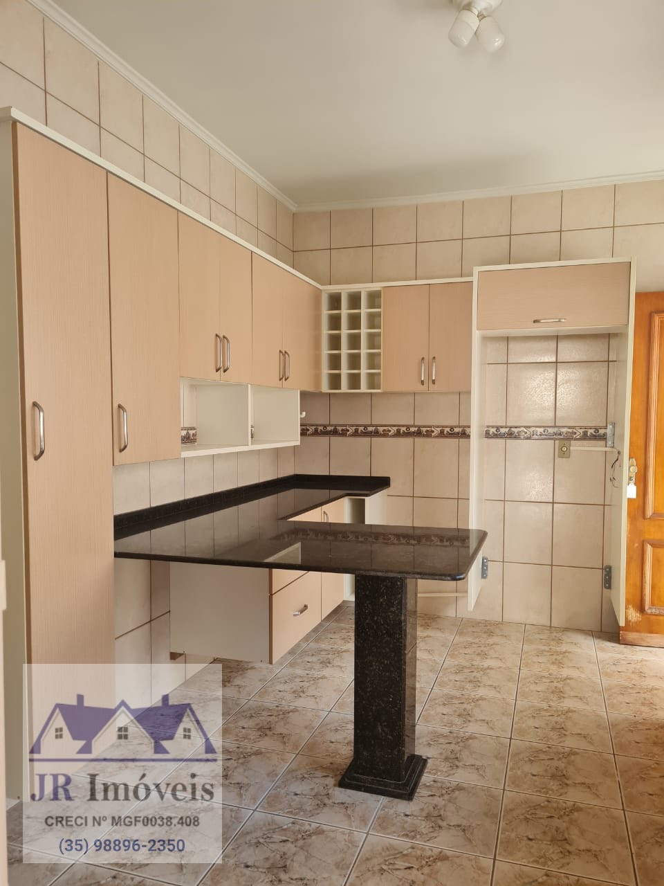Casa à venda com 3 quartos, 1 suíte, 1 vaga e 360m² no Nossa Senhora da Agonia, Itajubá (MG) — foto 29 de 30
