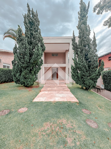 Casa de Condomínio em Alphaville - Santana de Parnaíba, SP