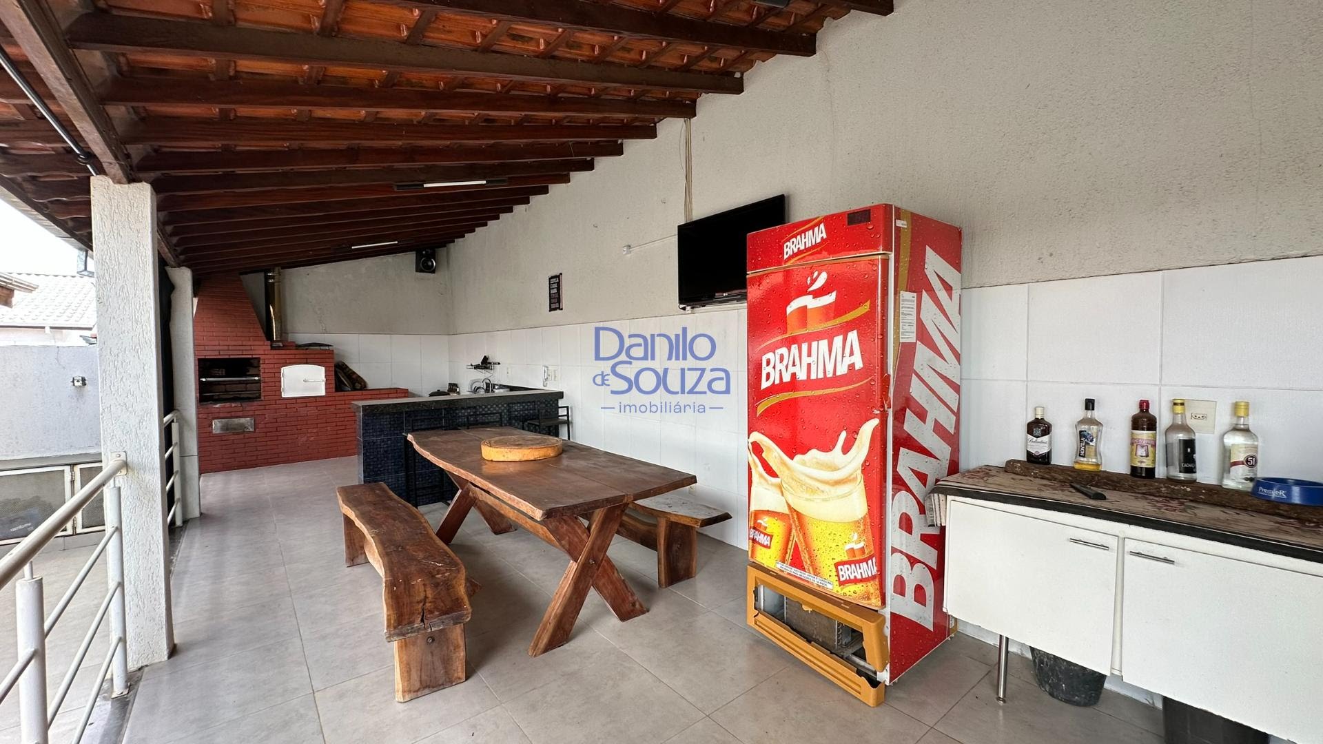 Casa à venda com 3 quartos, 2 suítes e 360m² no Guilhermina Vieira Chaer, Araxá (MG) — foto 23 de 26