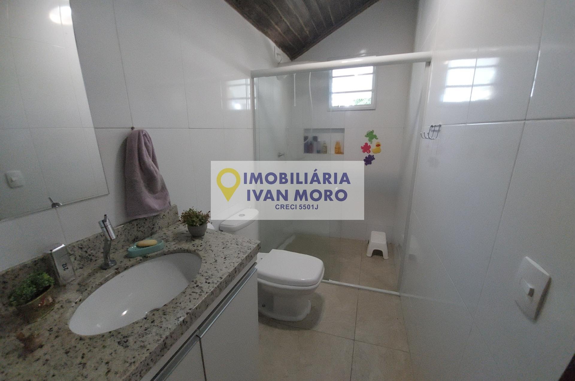 Casa à venda com 3 quartos, 1 suíte, 2 vagas e 147m² no Daniela, Florianópolis (SC) — foto 18 de 19