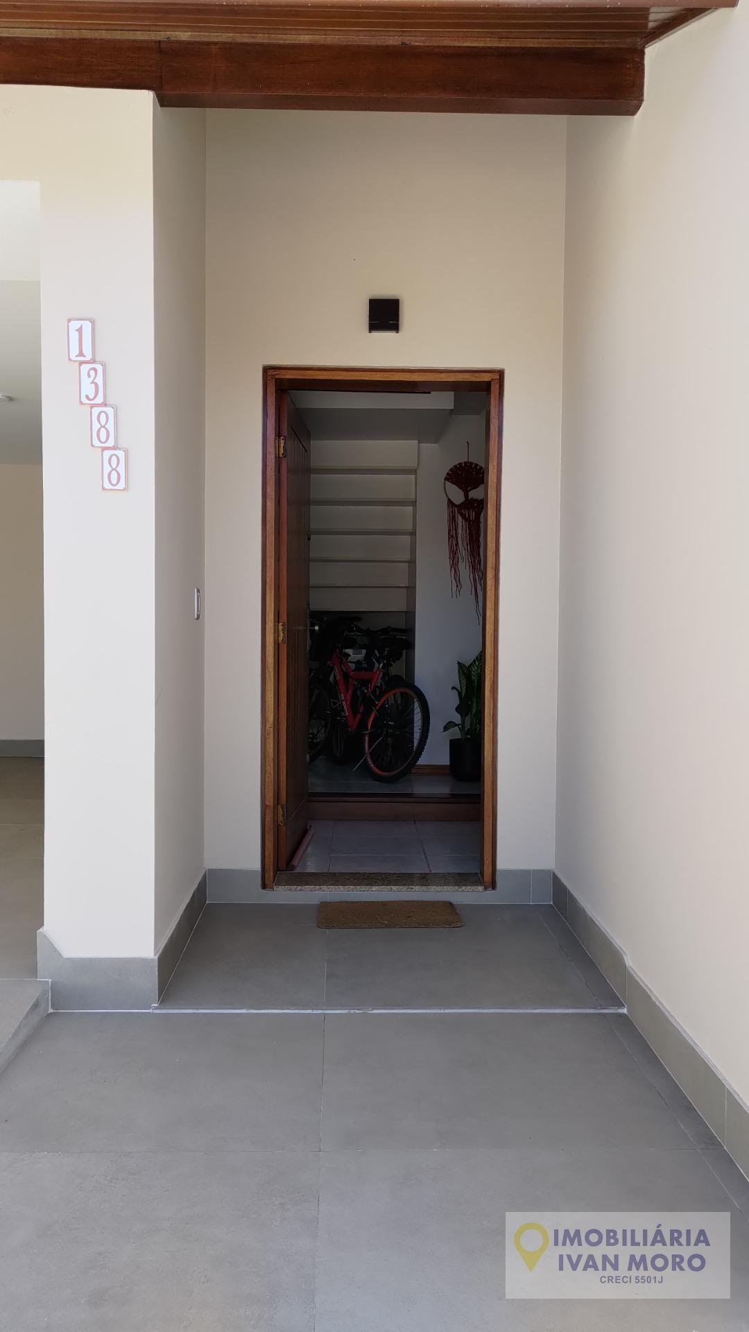 Casa para alugar com 3 quartos, 1 suíte, 4 vagas e 250m² no Daniela, Florianópolis (SC) — foto 7 de 30