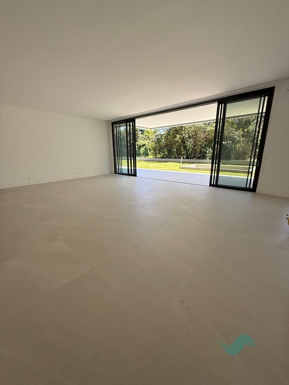 Apartamento à venda com 3 quartos, 3 suítes, 3 vagas e 240m² no Jurerê Internacional, Florianópolis (SC) — foto 18 de 18