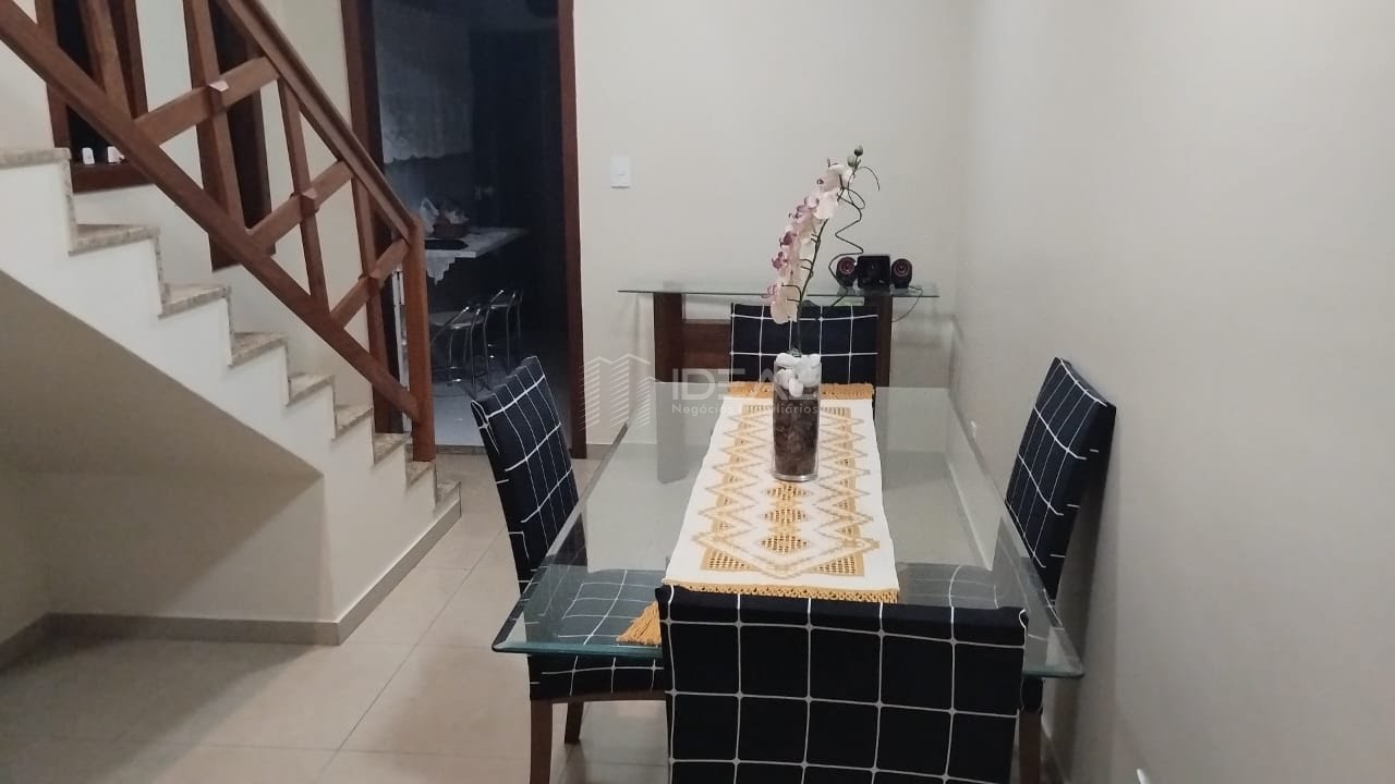 Casa Duplex no Parque Aurora