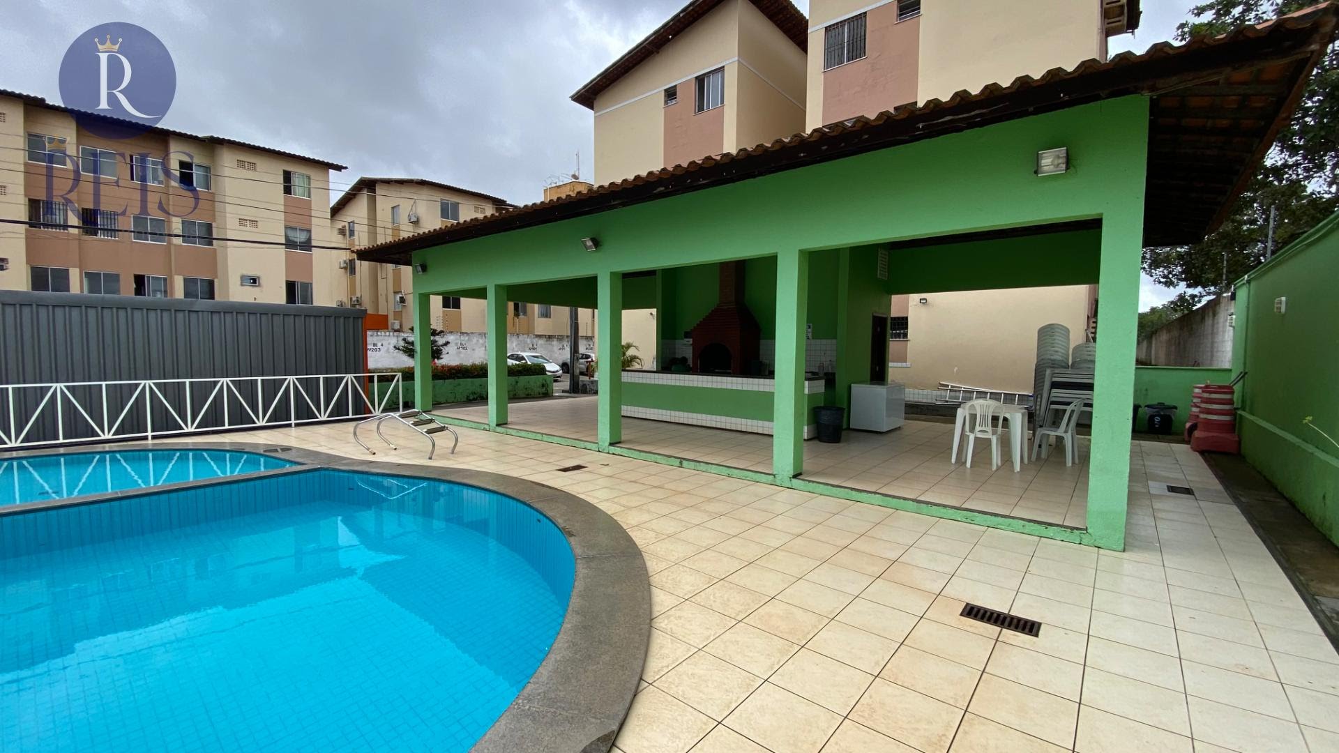 Apoio com Churrasqueira