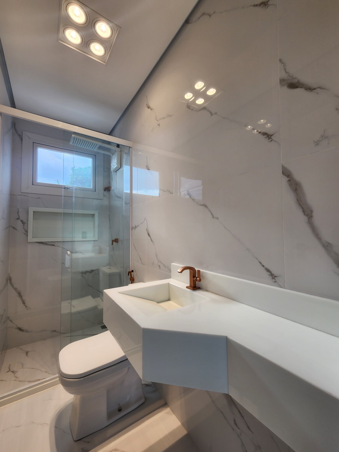 Casa à venda com 4 quartos, 3 suítes, 4 vagas e 165m² no Sim, Feira de Santana (BA) — foto 10 de 14