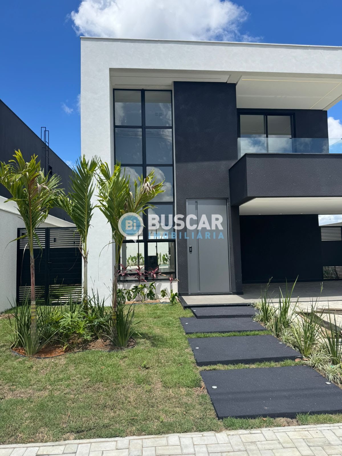 Casa à venda com 4 quartos, 3 suítes, 4 vagas e 314m² no Sim, Feira de Santana (BA) — foto 2 de 11