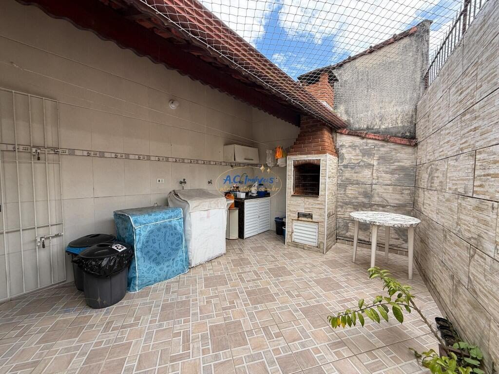 Casa à venda com 3 quartos, 1 suíte, 2 vagas e 177m² no Canto do Forte, Praia Grande (SP) — foto 18 de 19