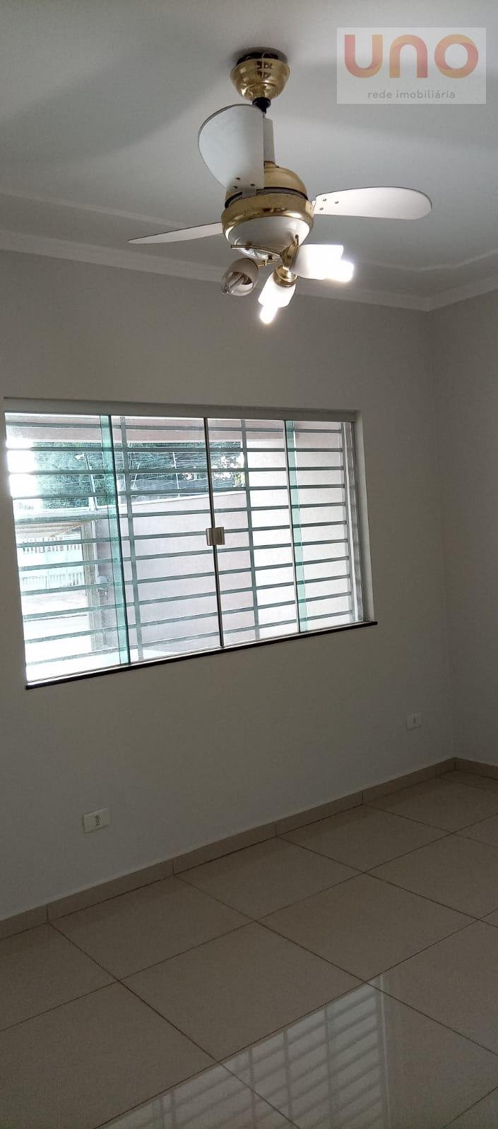 Casa à venda com 3 quartos, 1 suíte, 5 vagas e 216m² no Tijuca, Campo Grande (MS) — foto 12 de 20