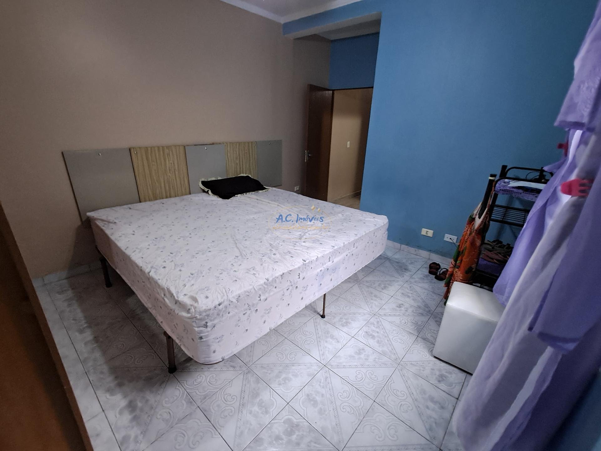 Casa à venda com 3 quartos, 1 suíte, 2 vagas e 180m² no Aviação, Praia Grande (SP) — foto 7 de 23