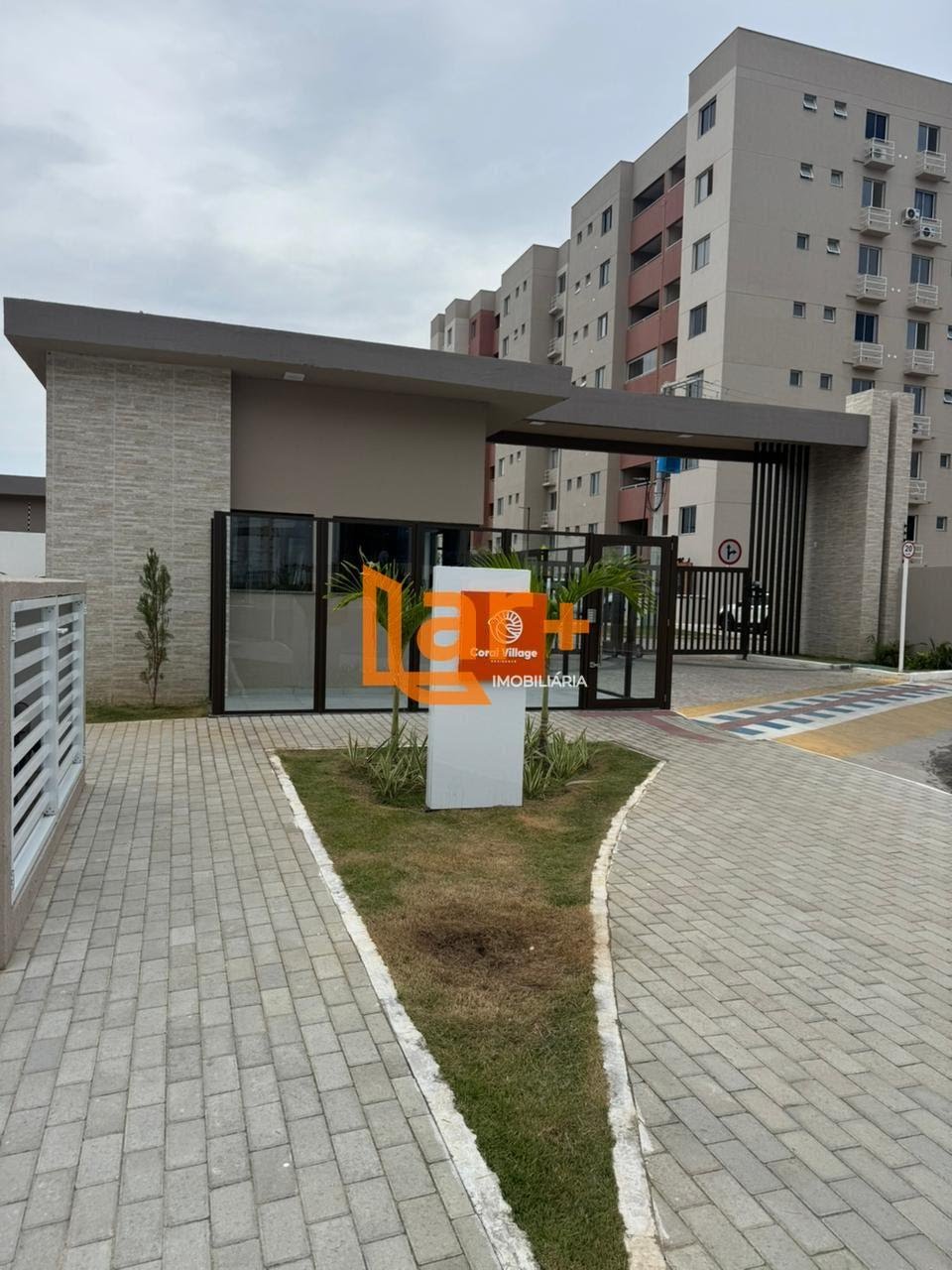 Apartamento para alugar com 2 quartos, 1 banheiro, 1 vaga e 59m² no Costa Paradiso, Barra dos Coqueiros — foto principal