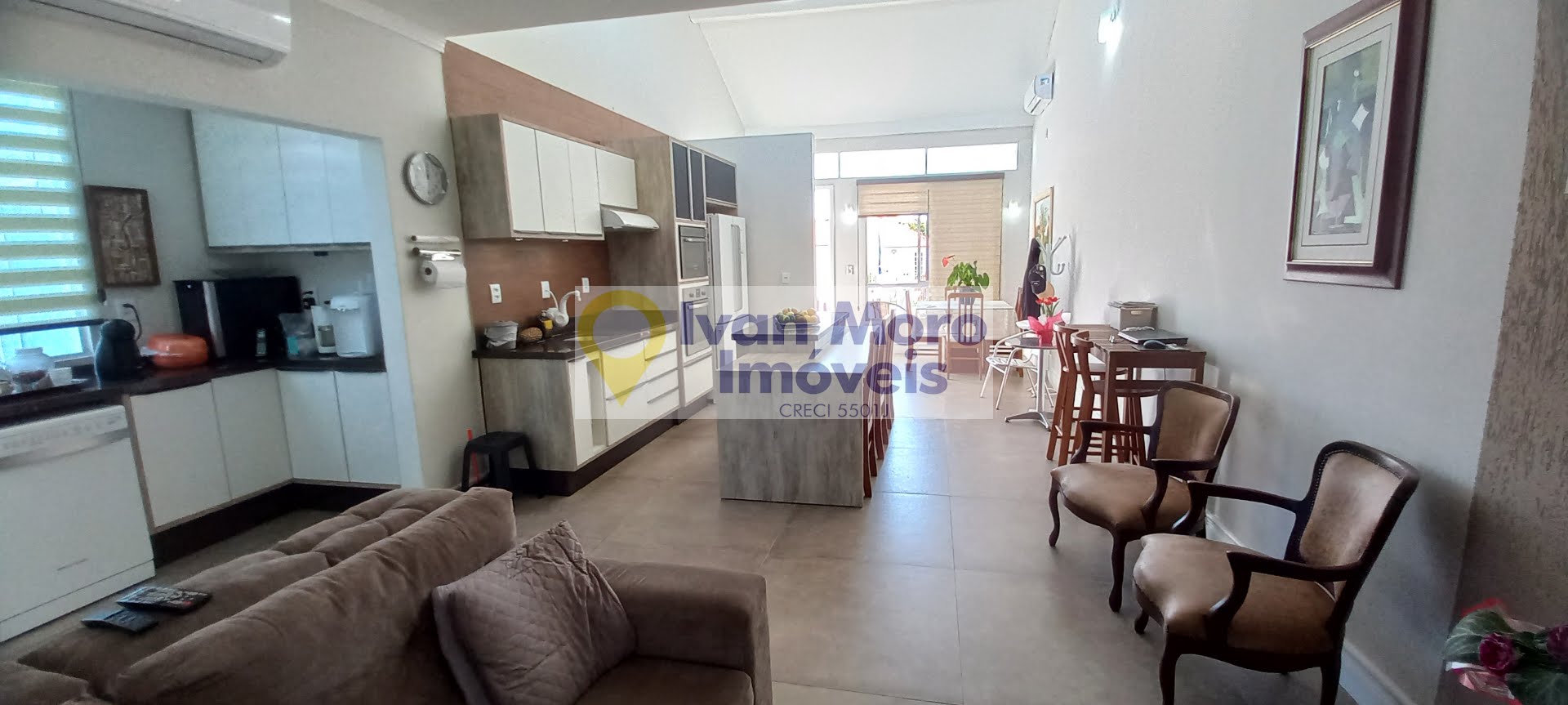 Casa à venda com 6 quartos, 6 suítes, 5 vagas e 230m² no Daniela, Florianópolis (SC) — foto 19 de 30