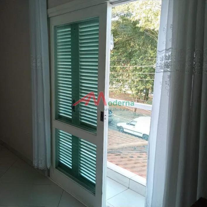 Casa à venda com 4 quartos, 1 suíte, 2 vagas e 280m² no Anchieta, São Bernardo do Campo (SP) — foto 9 de 30