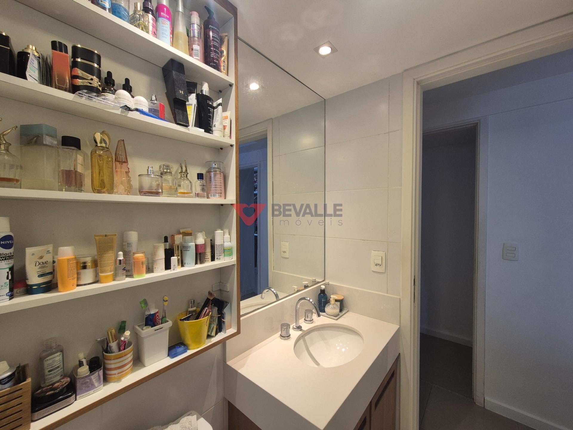 Apartamento à venda com 4 quartos, 1 suíte, 2 vagas e 115m² no Botafogo, Rio de Janeiro (RJ) — foto 13 de 30