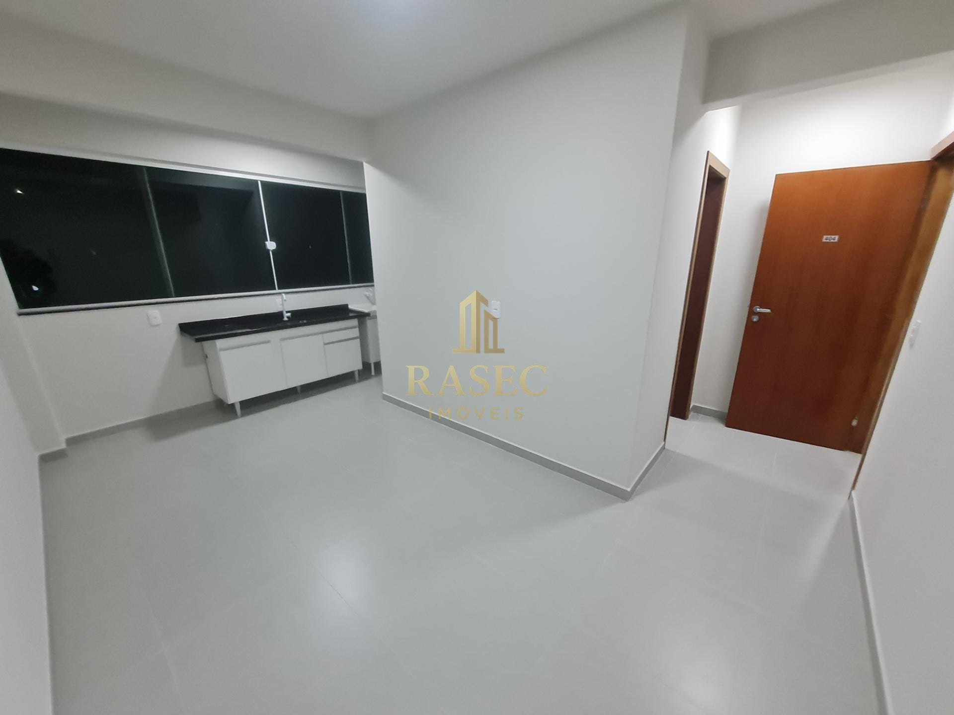 Apartamento para alugar com 1 quarto, 1 banheiro, 1 vaga e 26m² no Nova Brasília, Brusque (SC) — foto 2 de 5