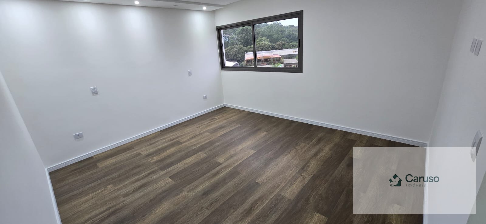 Casa à venda com 4 suítes, 4 vagas e 300m² no Condomínio Real Park, Arujá (SP) — foto 7 de 26