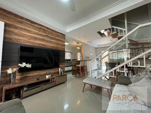 Casa de Condomínio em Morada de Laranjeiras  -  Serra