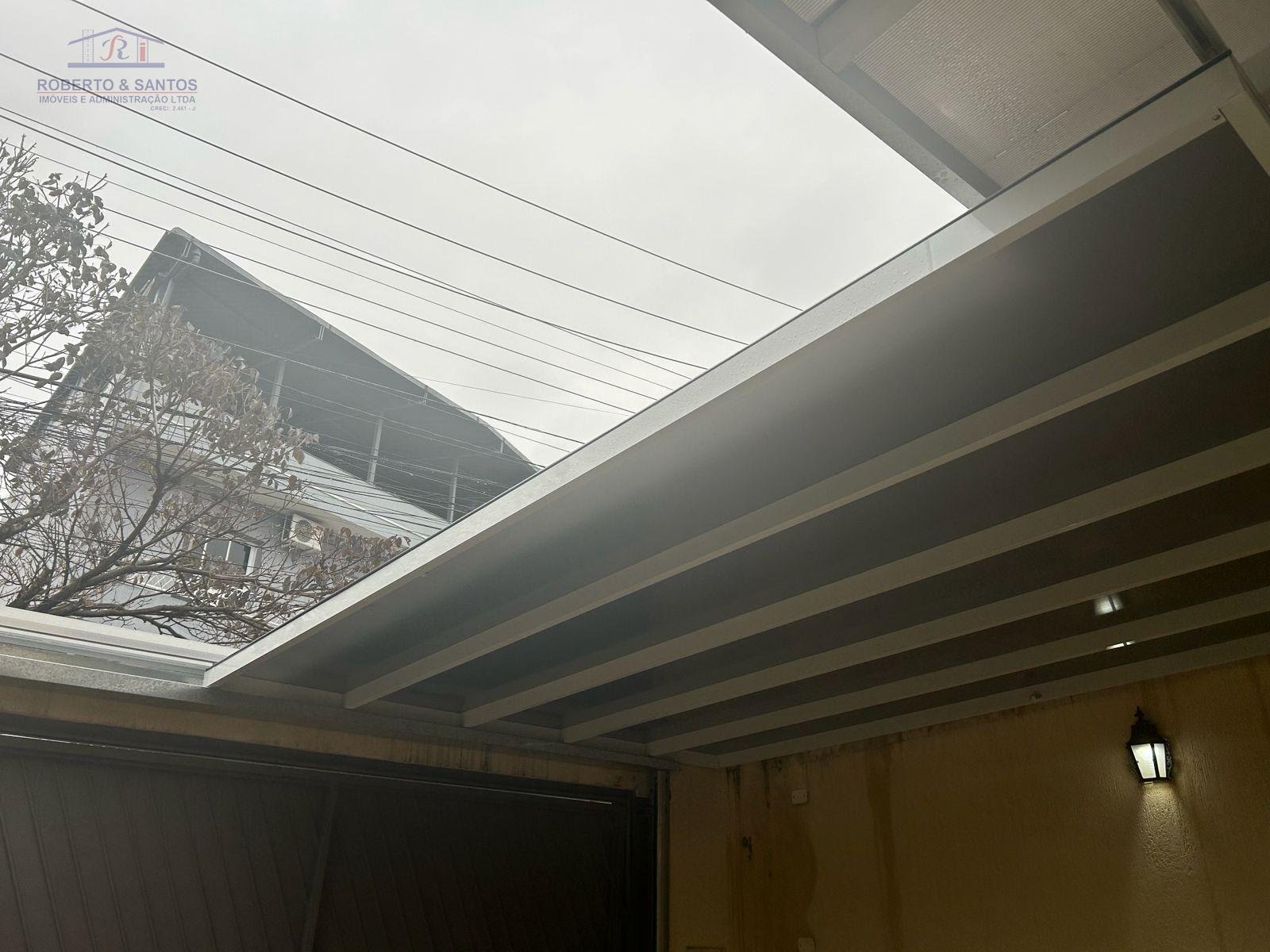 Cobertura retratil na garagem