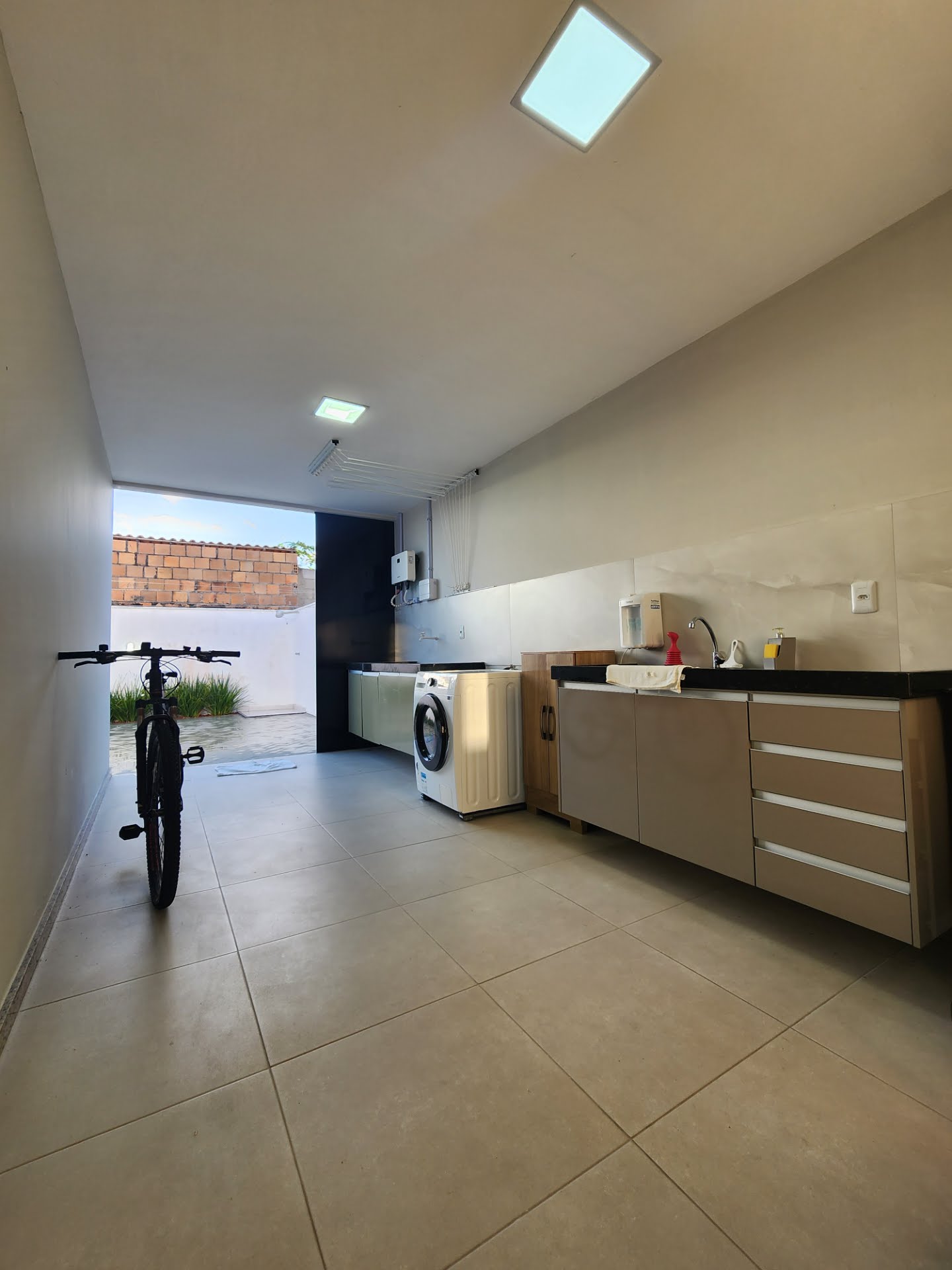 Casa à venda com 3 quartos, 1 suíte, 4 vagas e 150m² no Sim, Feira de Santana (BA) — foto 7 de 17