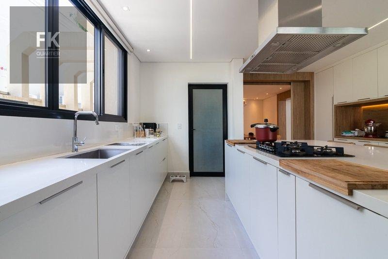 Casa à venda com 5 quartos, 5 suítes, 6 vagas e 548m² no Alphaville Residencial Zero, Barueri (SP) — foto 25 de 25