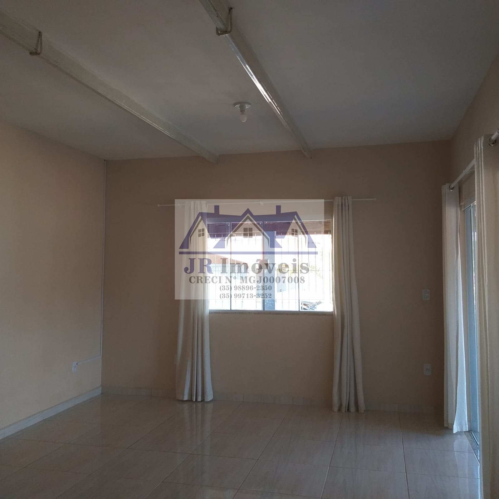 Casa à venda com 2 quartos, 1 suíte, 5 vagas e 300m² no Bairro Santa Barbara, Piranguinho (MG) — foto 7 de 30