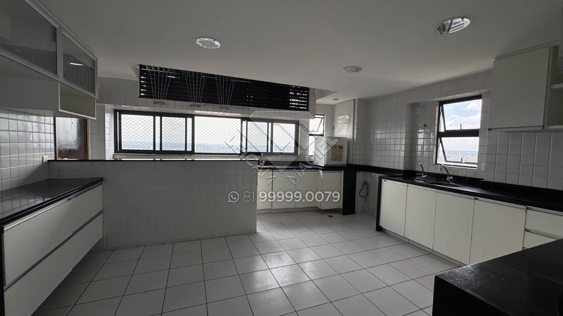 Apartamento à venda com 4 quartos, 3 suítes, 3 vagas e 205m² no Casa Forte, Recife (PE) — foto 27 de 30