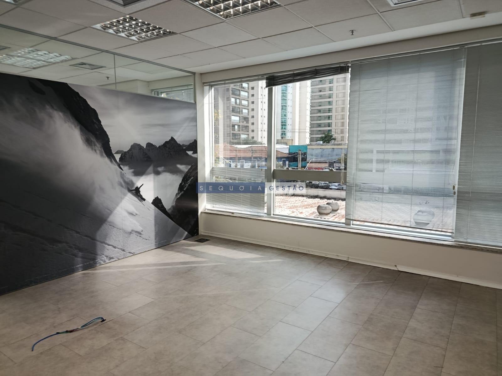 Comercial para alugar com 1 banheiro, 5 vagas e 229m² no Itaim Bibi, São Paulo (SP) — foto 10 de 24