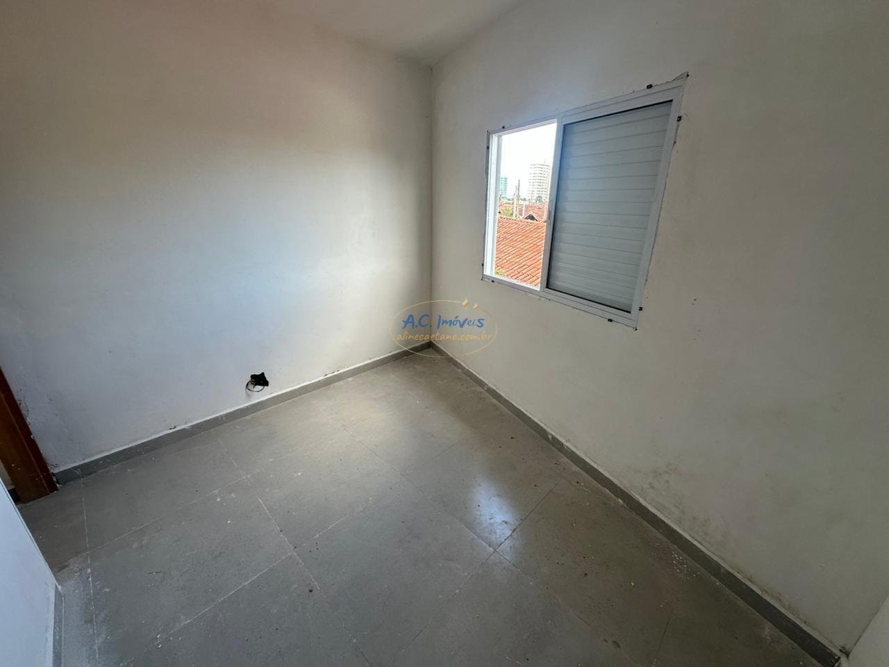 Casa à venda com 2 quartos, 1 banheiro, 1 vaga e 61m² no Jardim Imperador, Praia Grande (SP) — foto 5 de 26