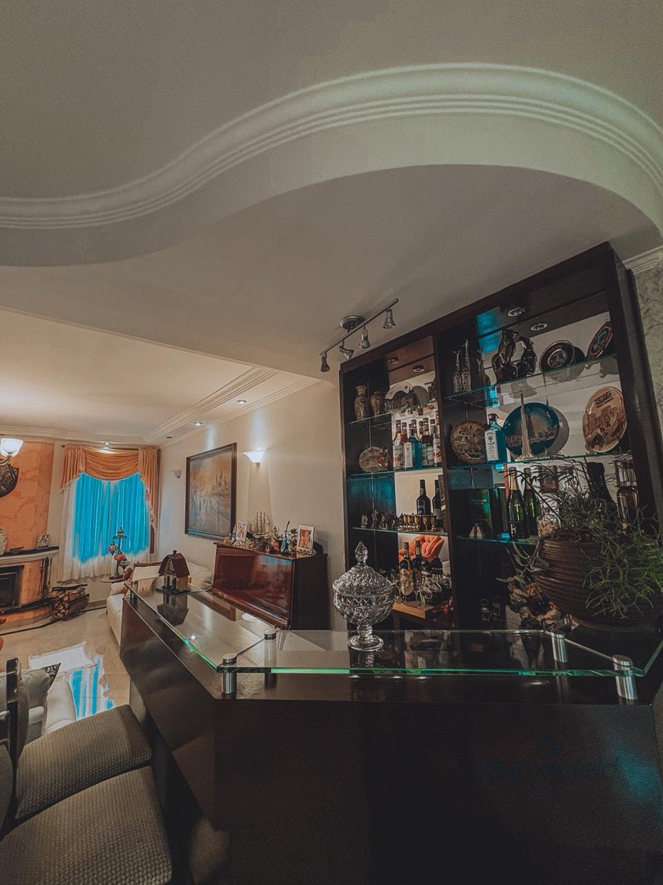 Casa à venda com 5 quartos, 3 suítes, 6 vagas e 600m² no Condomínio Arujazinho III, Arujá (SP) — foto 8 de 30