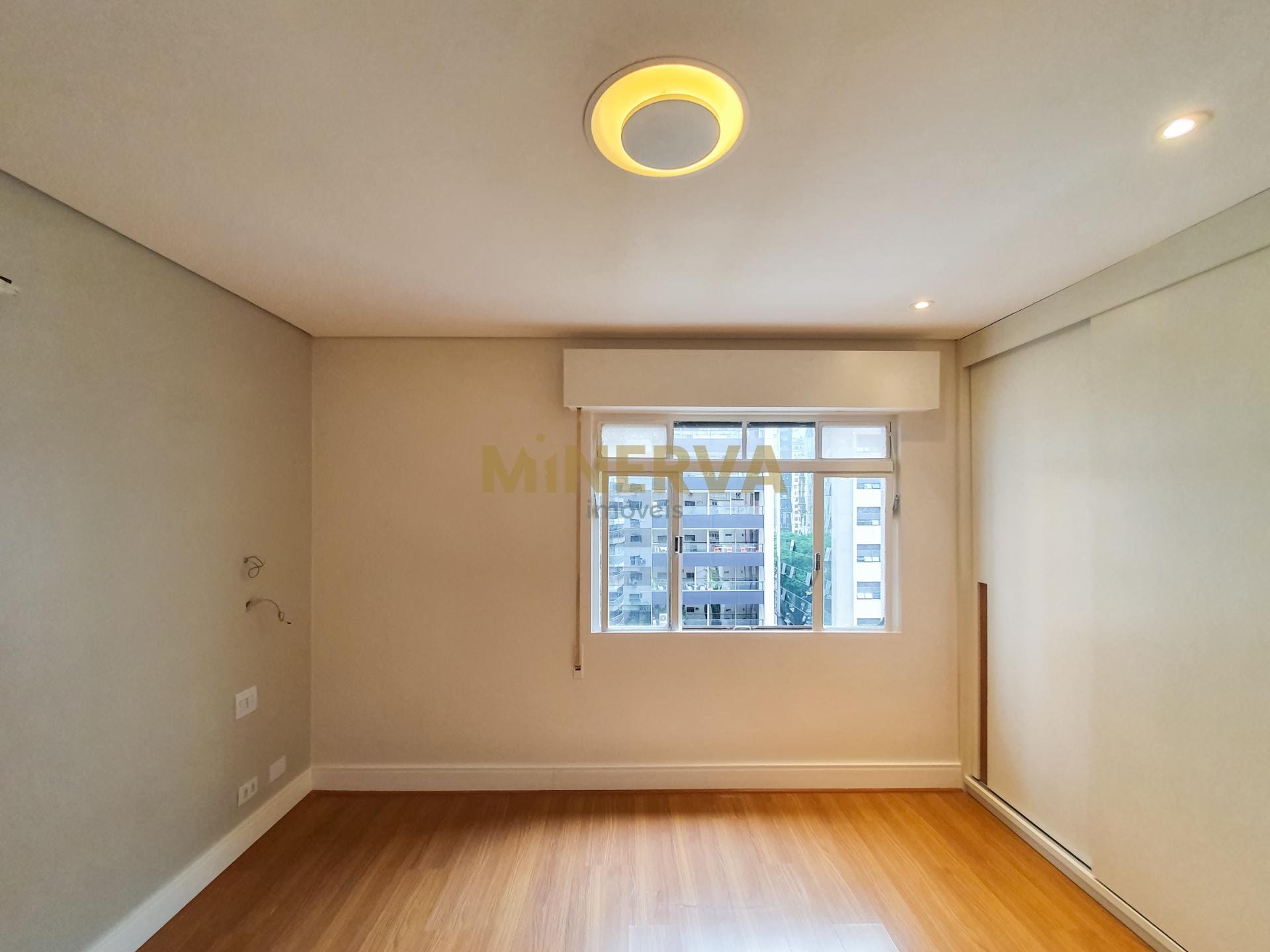 Apartamento à venda com 3 quartos, 2 suítes, 2 vagas e 243m² no Jardim Paulista, São Paulo (SP) — foto 18 de 28