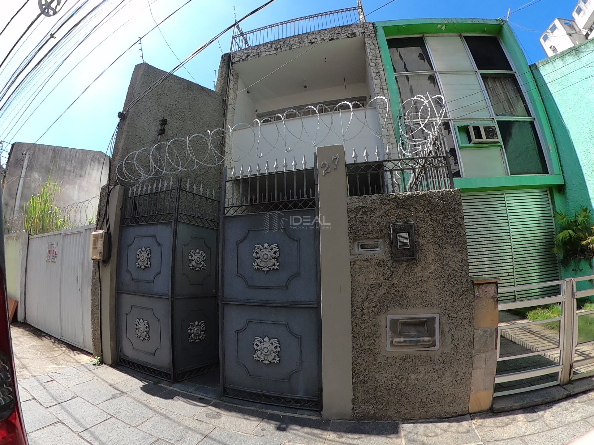 Casa triplex de 3 quartos para venda no Centro - Campos dos Goytacazes, RJ