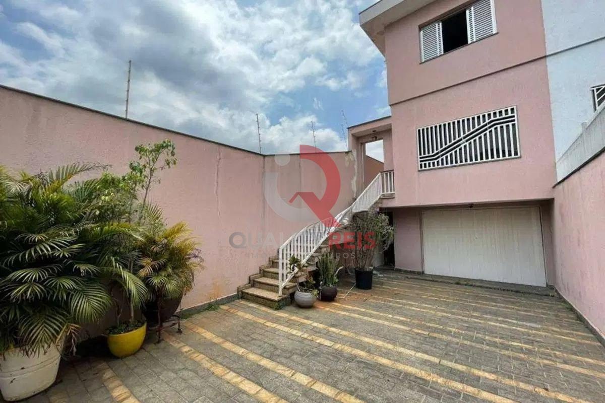 Sobrado, 3 quartos, 288 m² - Foto 2