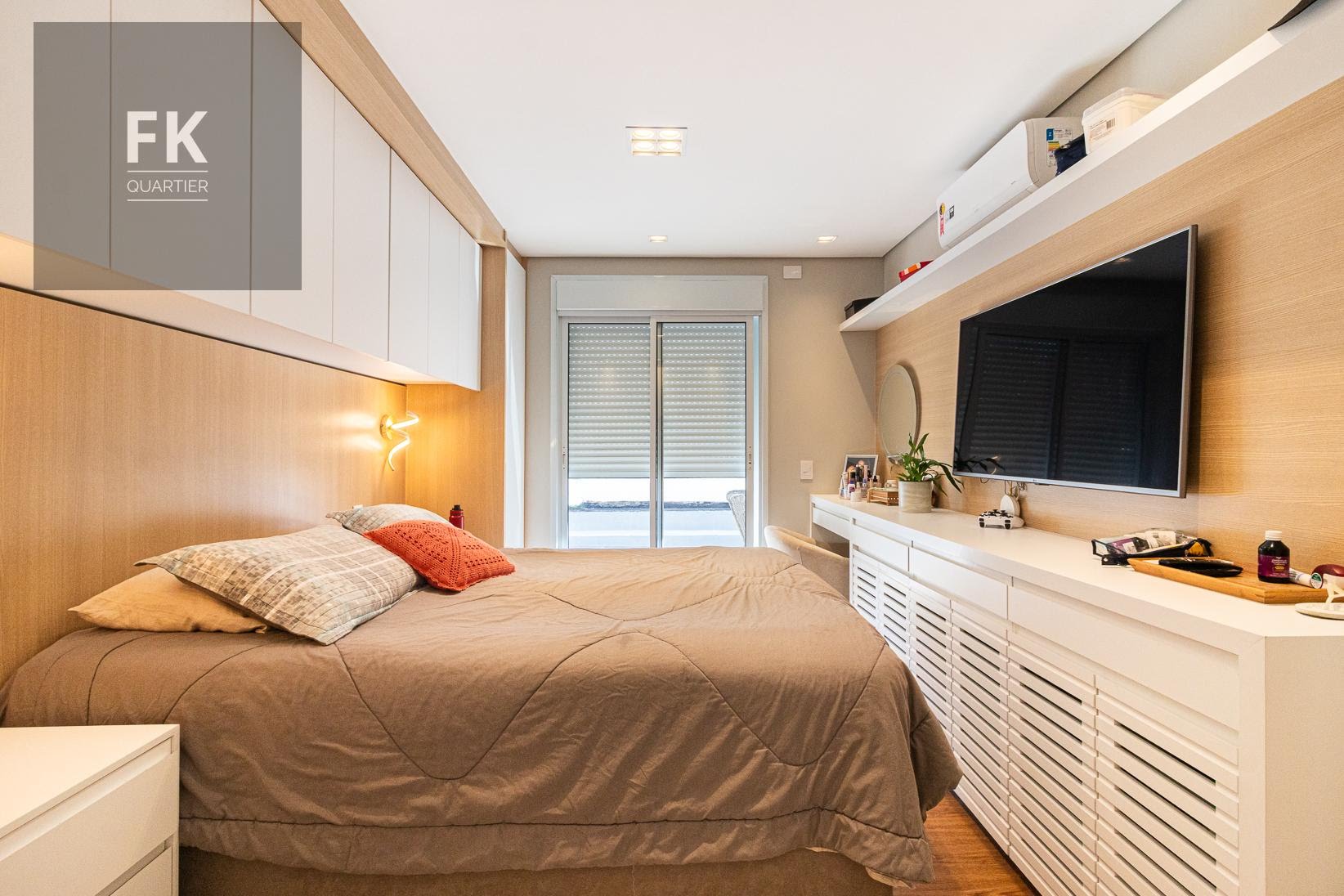 Casa à venda com 4 quartos, 4 suítes, 4 vagas e 319m² no Alphaville, Santana de Parnaíba (SP) — foto 18 de 29