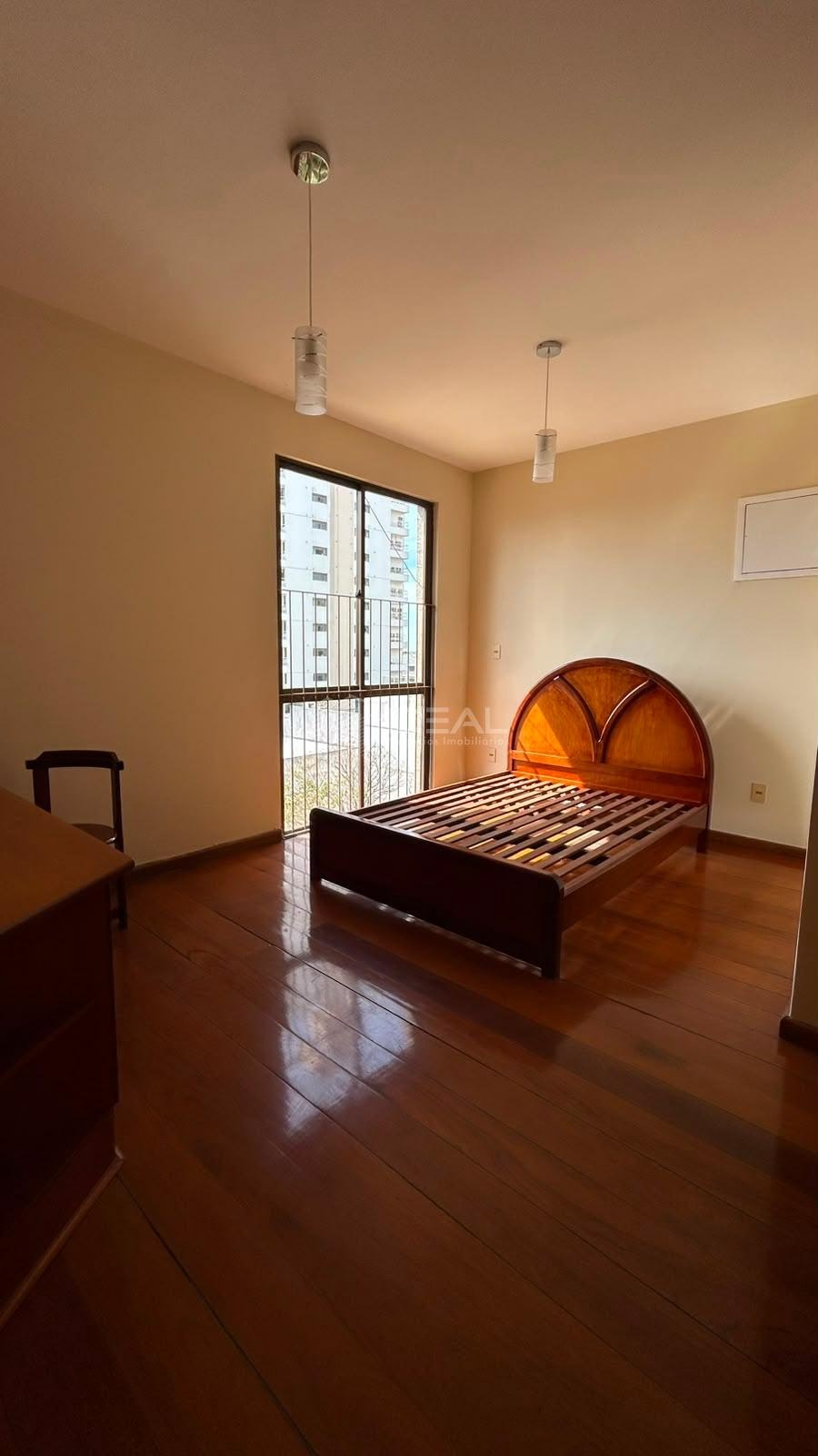 Apartamento para alugar com 3 quartos, 3 banheiros, 1 vaga e 92m² no Centro, Campos dos Goytacazes — foto principal