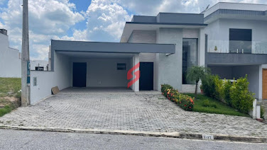 Casa com 3 dormitórios em Brigadeiro Tobias  -  Sorocaba