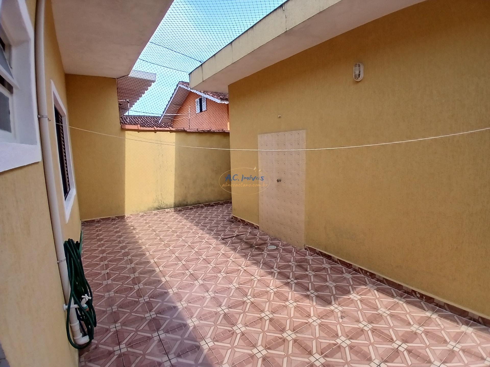 Casa à venda com 3 quartos, 1 suíte, 4 vagas e 130m² no Caiçara, Praia Grande (SP) — foto 24 de 30