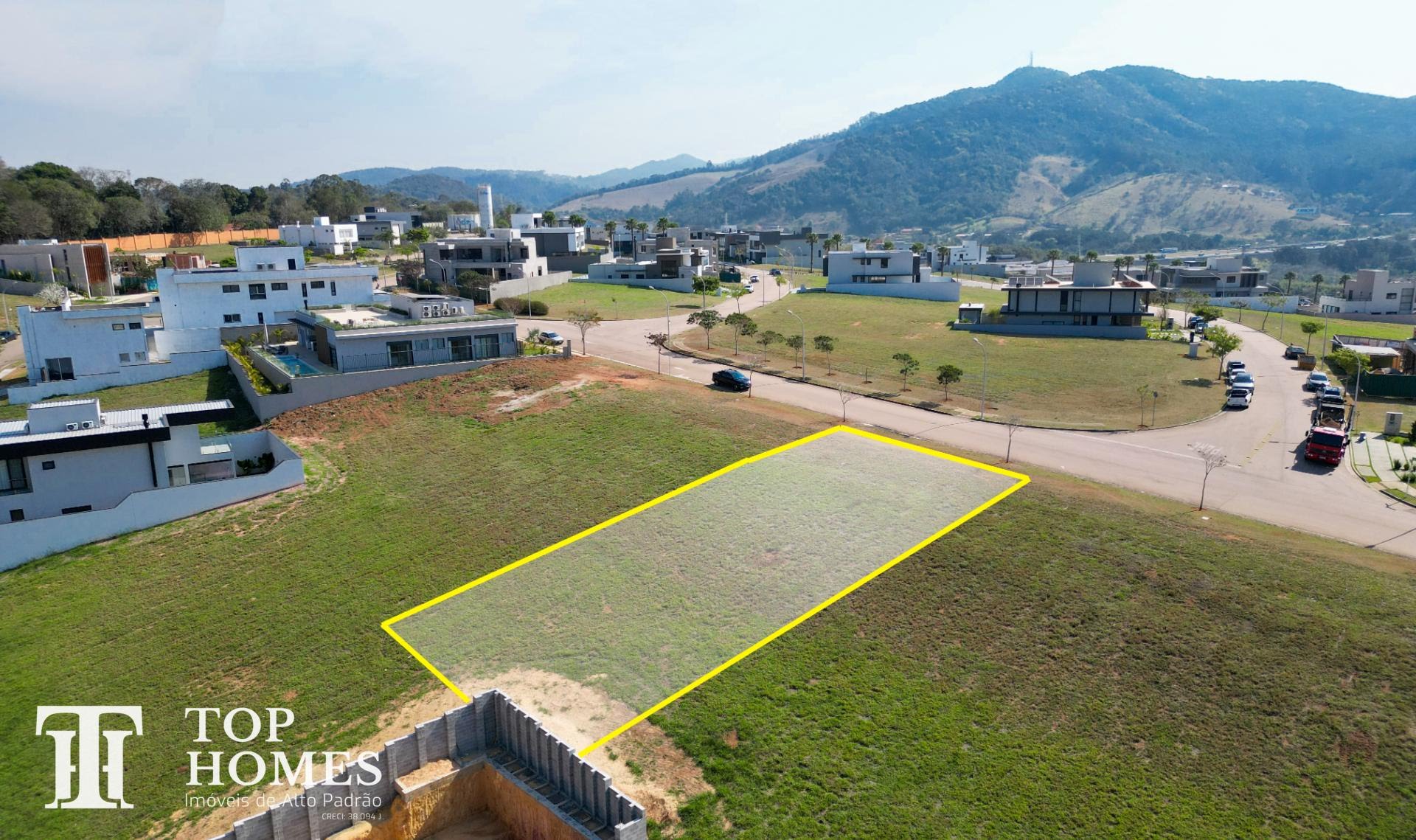 Terreno à venda no condomínio Alphaville Jundiaí I - 659 m²