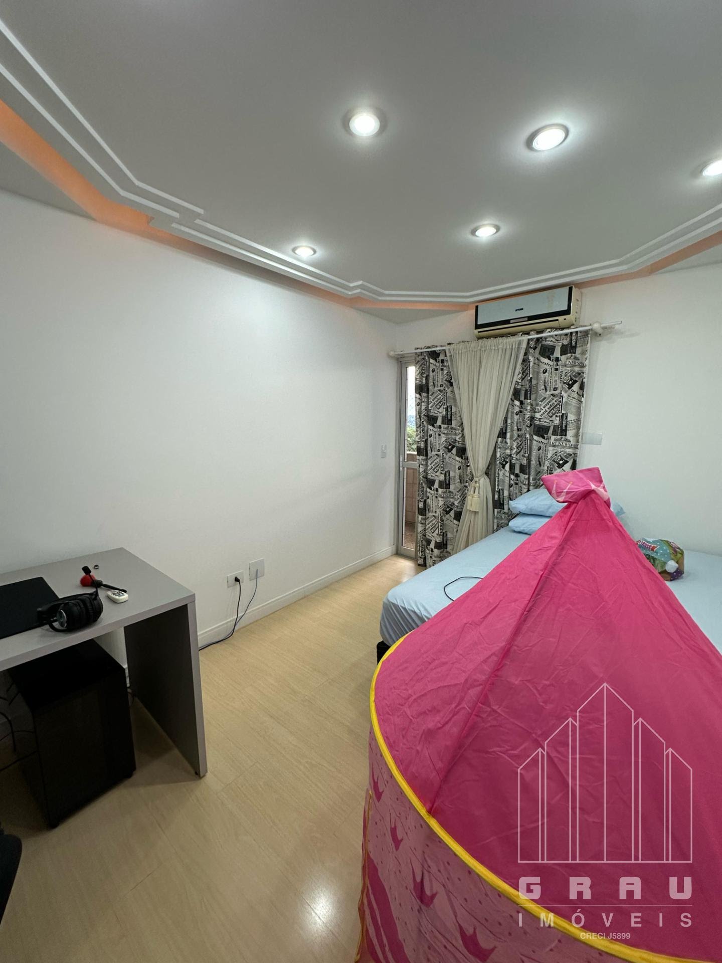 Apartamento no Ed. Arpoador Centro  -  Foz do Iguaçu