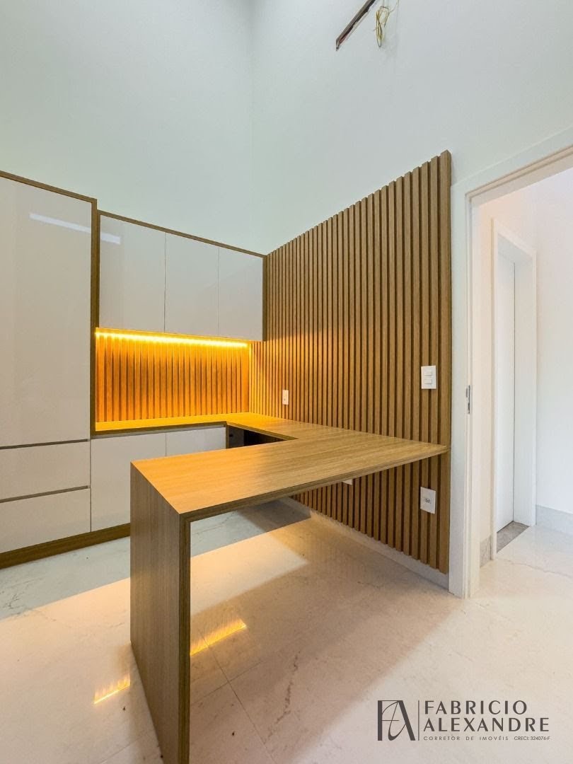 Casa à venda com 3 quartos, 5 banheiros, 4 vagas e 260m² no Parque Residencial Damha V, São José do Rio Preto — foto principal