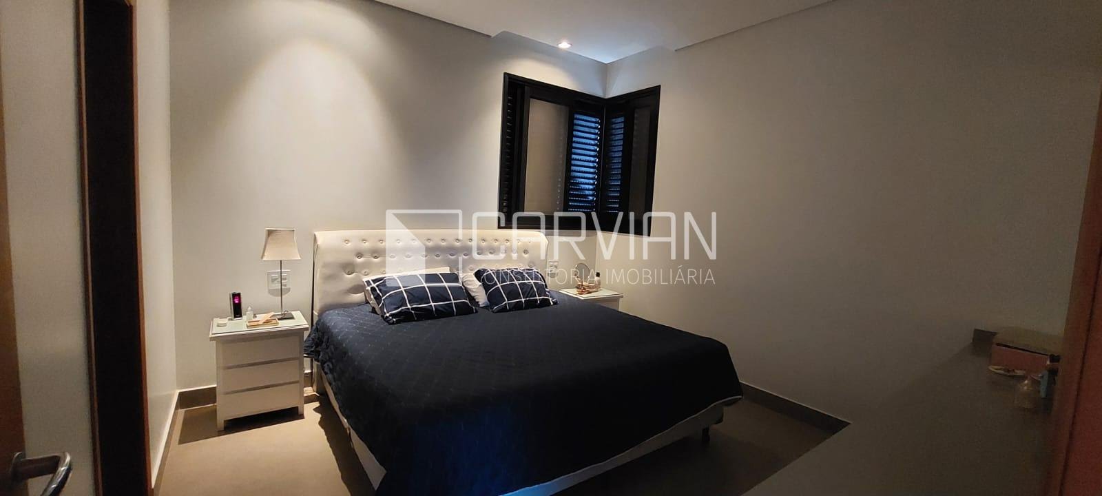 Casa à venda com 3 quartos, 3 suítes, 4 vagas e 360m² no Residencial Alto do Castelo, Ribeirão Preto (SP) — foto 23 de 29