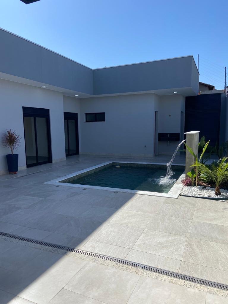 Casa à venda com 3 quartos, 3 suítes, 4 vagas e 235m² no Jardim Residencial Maria Dulce, Indaiatuba (SP) — foto 10 de 30