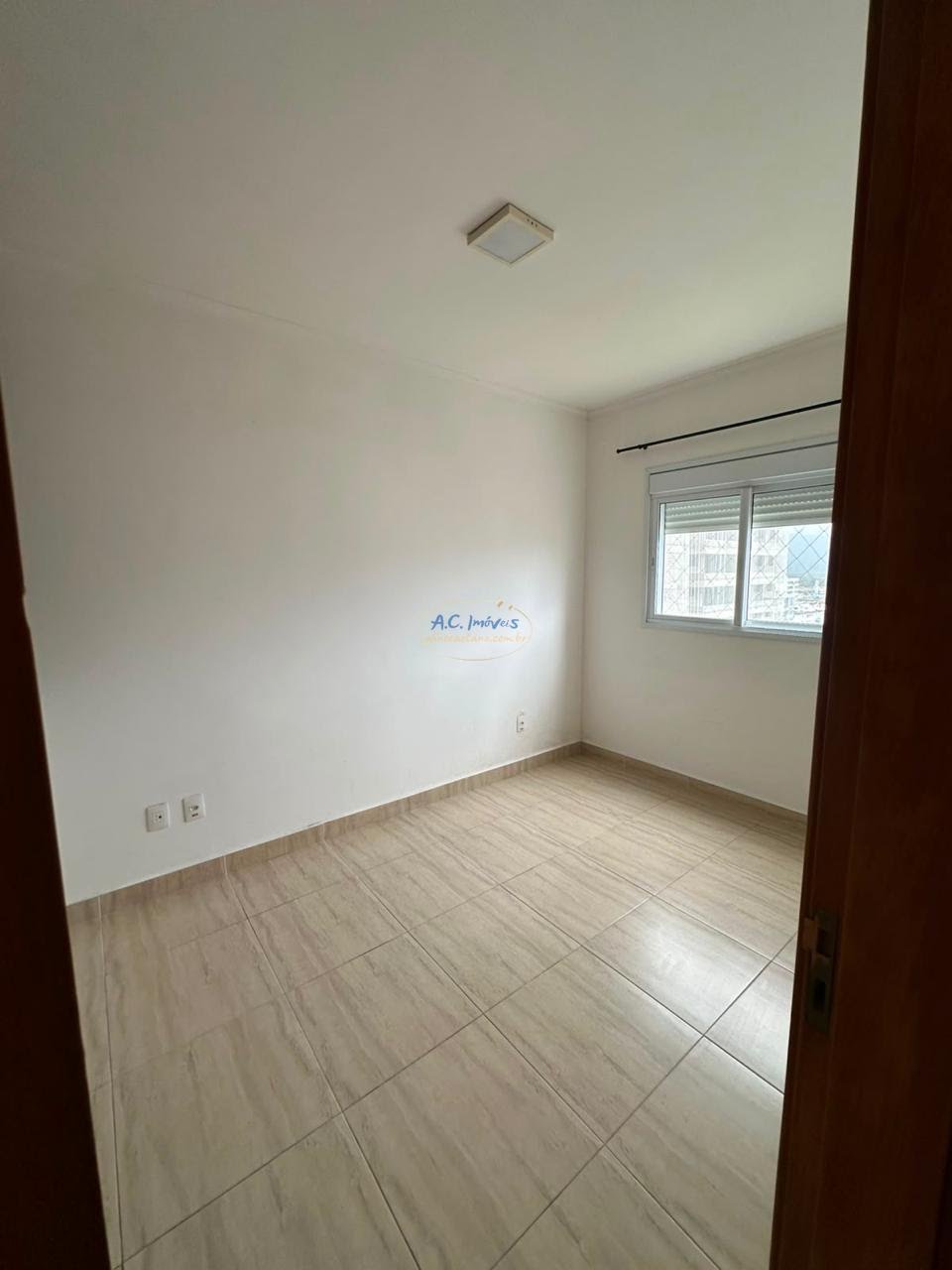 Apartamento à venda com 2 quartos, 1 suíte, 1 vaga e 77m² no Vila Caiçara, Praia Grande (SP) — foto 7 de 27