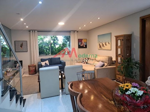 Sobrado à Venda em Rudge Ramos, SBC - 4 Dorms, 273m², R$1,29Mi