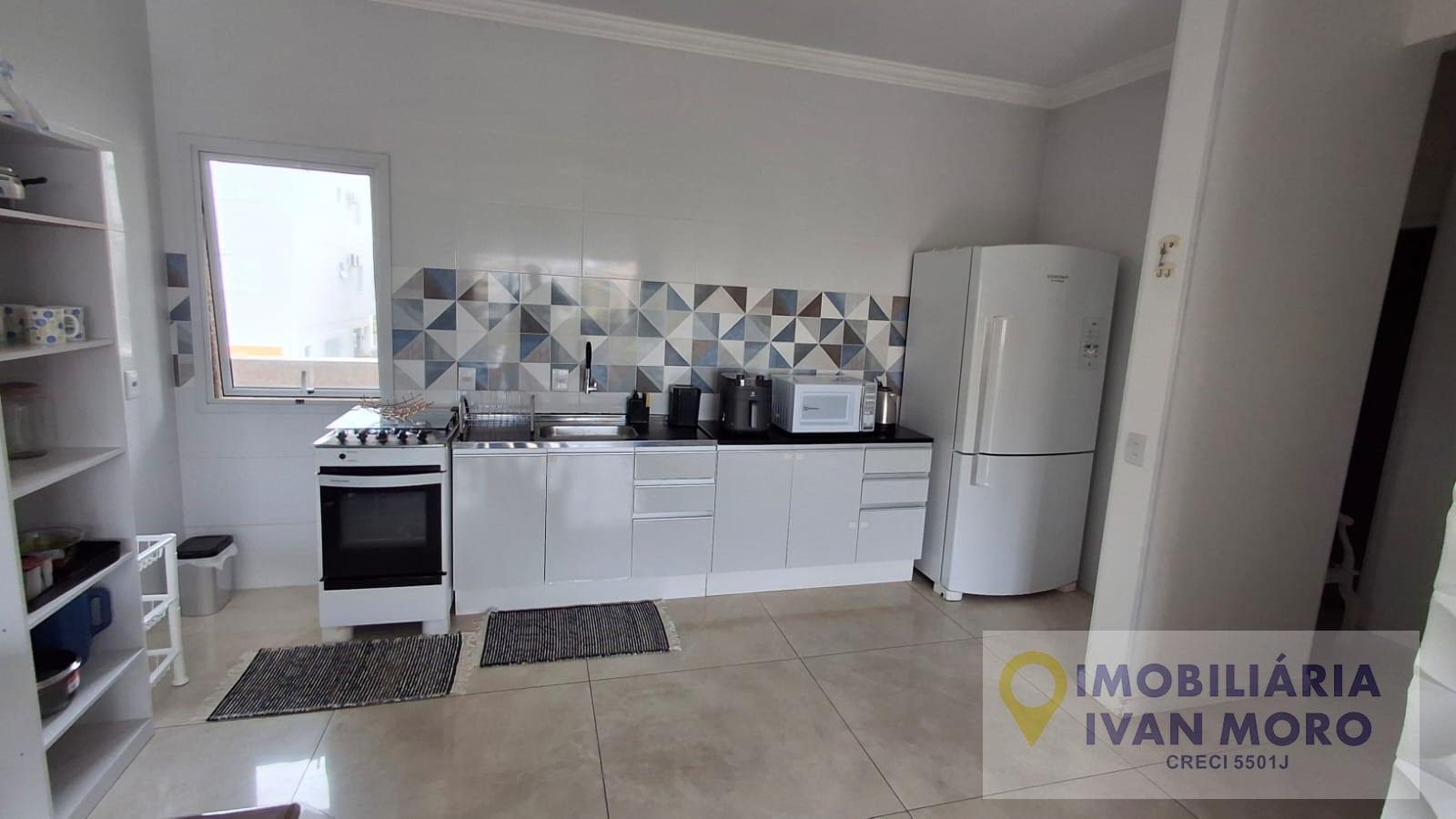 Casa à venda com 6 quartos, 2 suítes, 4 vagas e 257m² no Ingleses Norte, Florianópolis (SC) — foto 17 de 27