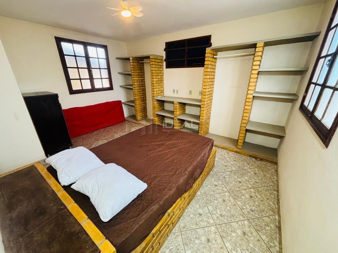 Casa à venda com 5 quartos, 3 suítes, 2 vagas e 400m² no Grussaí, São João da Barra (RJ) — foto 8 de 21